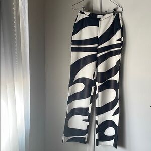 Black and White Abstract Print Pants